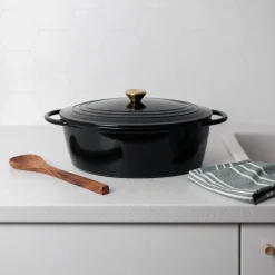 CHRISTIANIA 1739 Støpejern Oval Støpejernsgryte 7L Sort