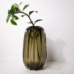 NOVA Dynamic Vase Oliven 29cm