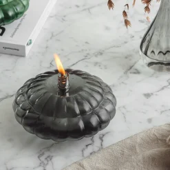 HADELAND GLASSVERK Aurora Oljelampe Optikk Røkgrå