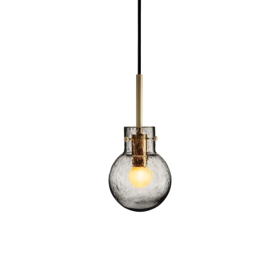 HADELAND GLASSVERK Krystallkule Taklampe Soda Røkgrå