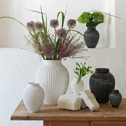 KNABSTRUP KERAMIK Vase 20cm Riflet Svart