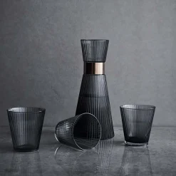 ROSENDAHL Grand Cru Vannkaraffel m/Riller 1L Grå